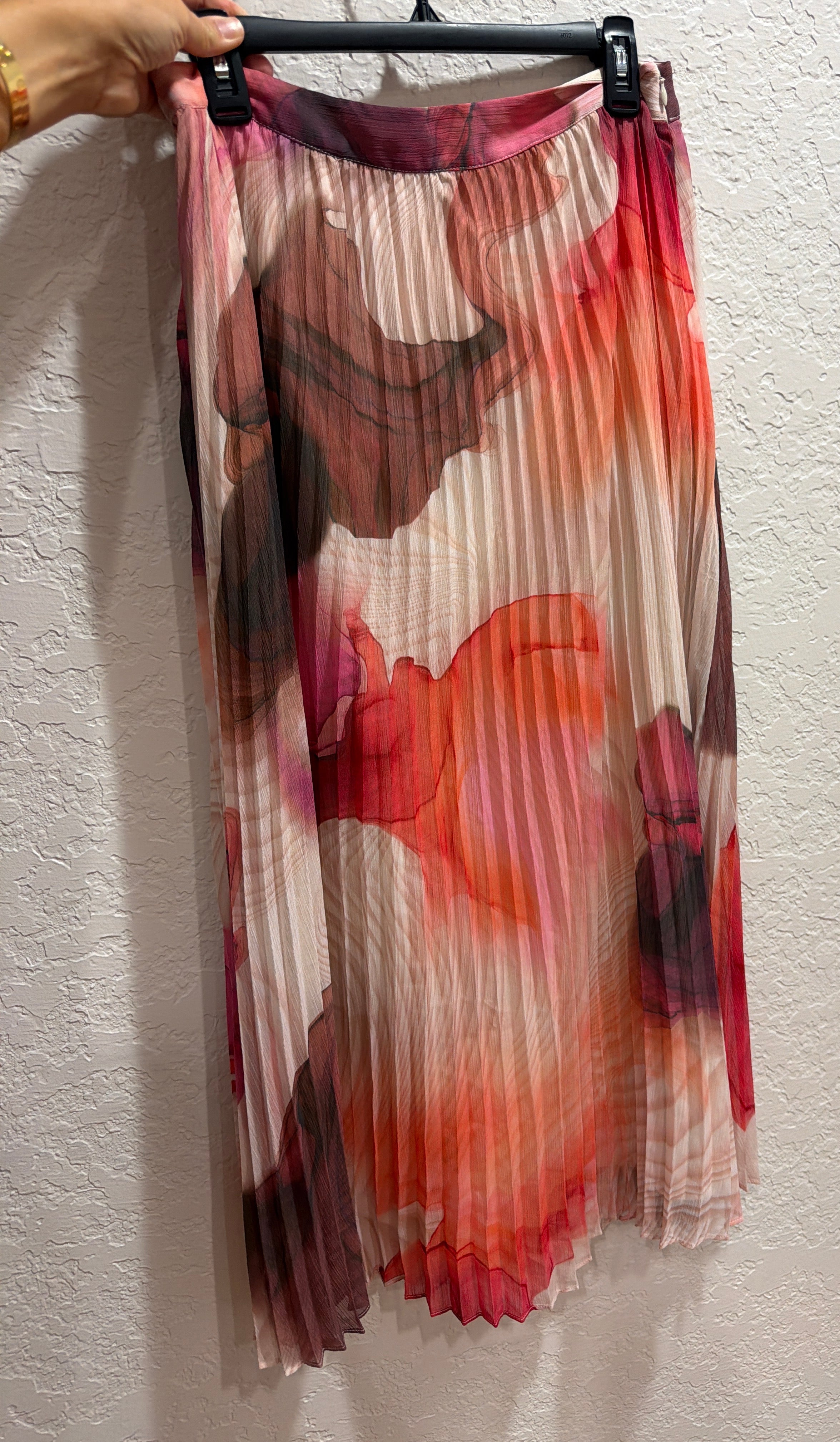 Express Pleated Midi Skirt   Size M