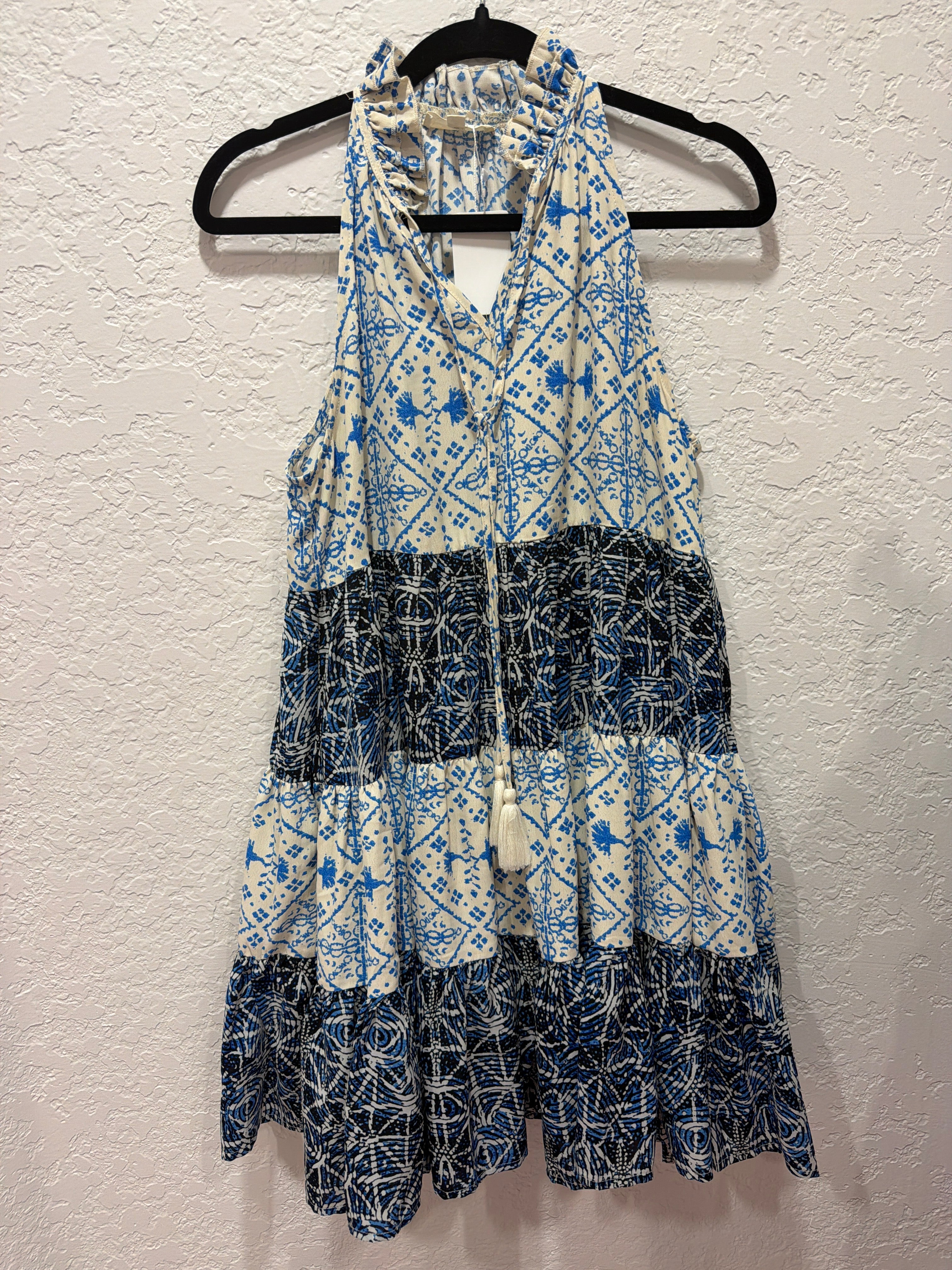 Entro tiered tie neck dress - Size Medium