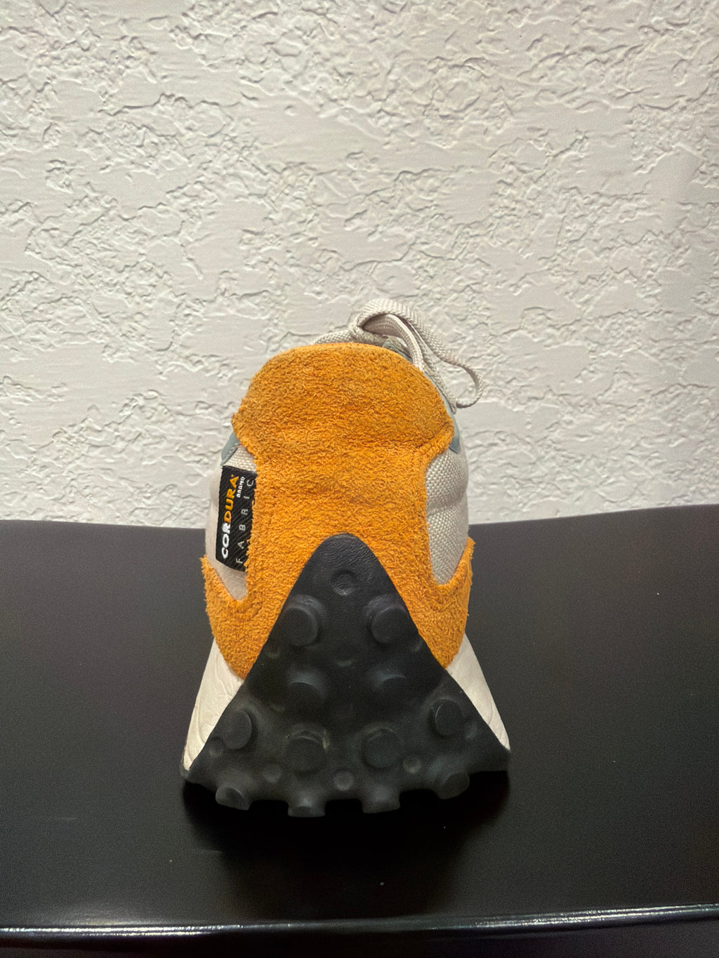 New Balance 327 Moonbeam Madras Orange Size M 8.5/ W 10