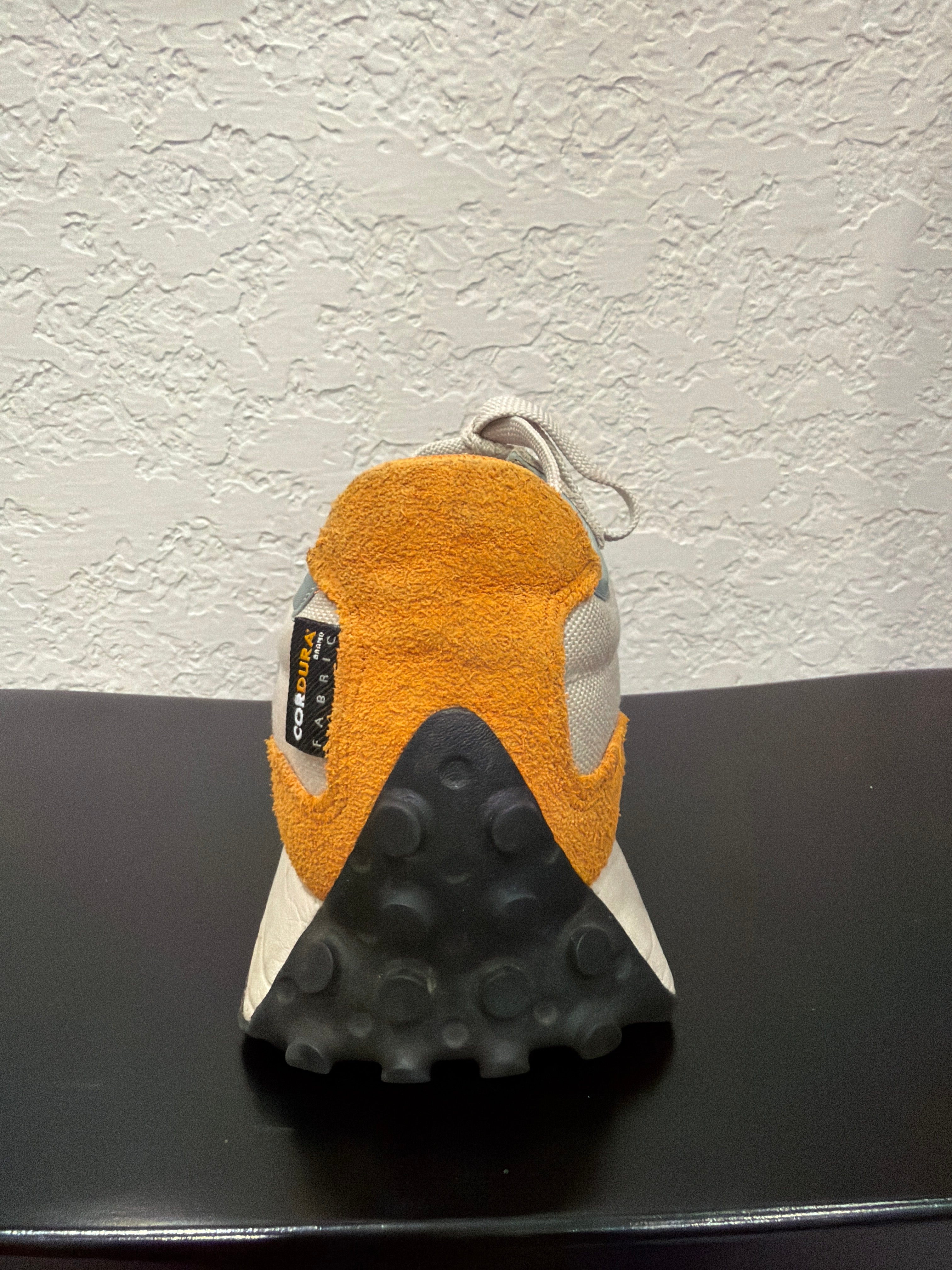 New Balance 327 Moonbeam Madras Orange Size M 8.5/ W 10