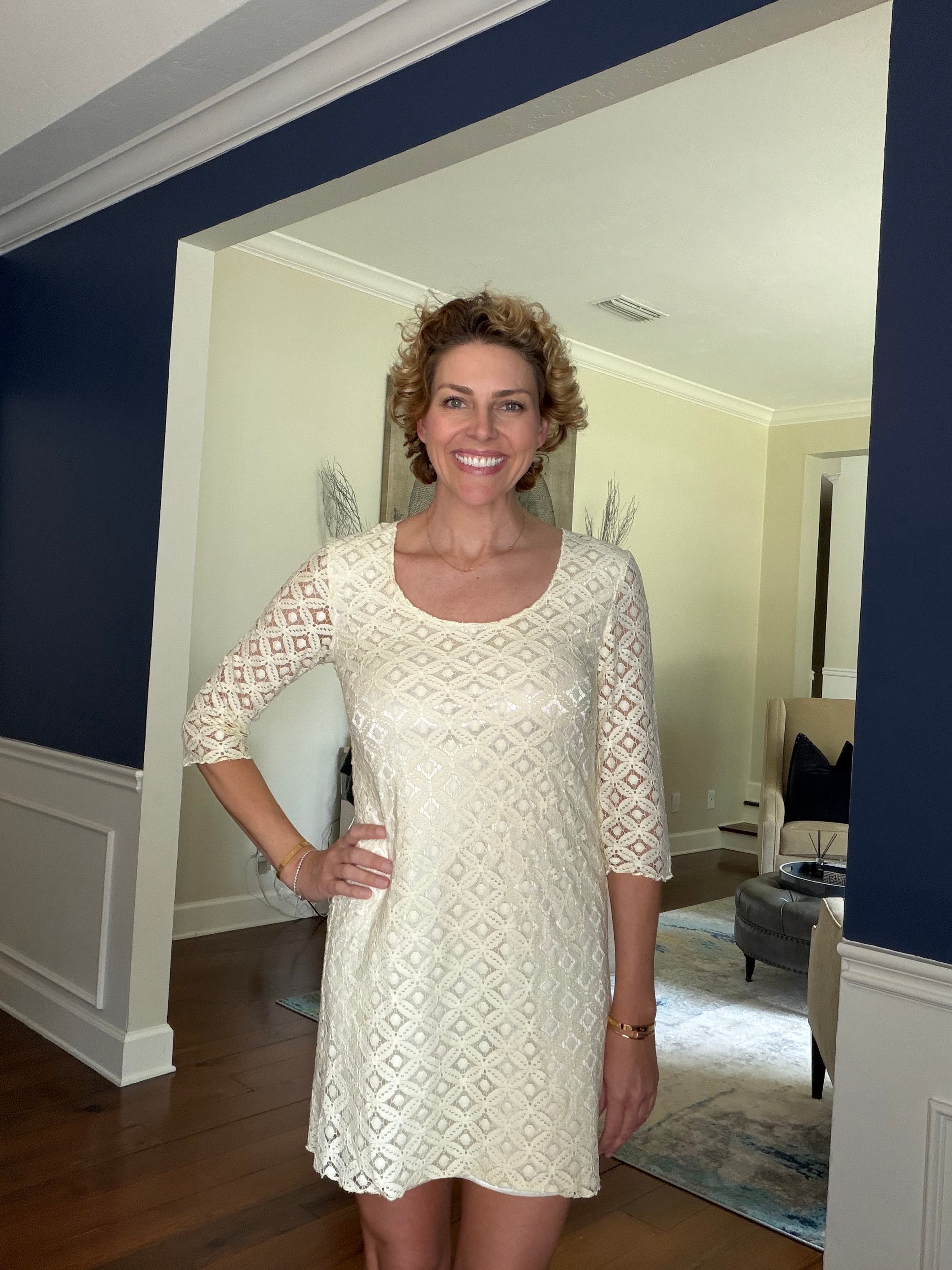 Francesca‘s Cream Lace Dress Size Medium