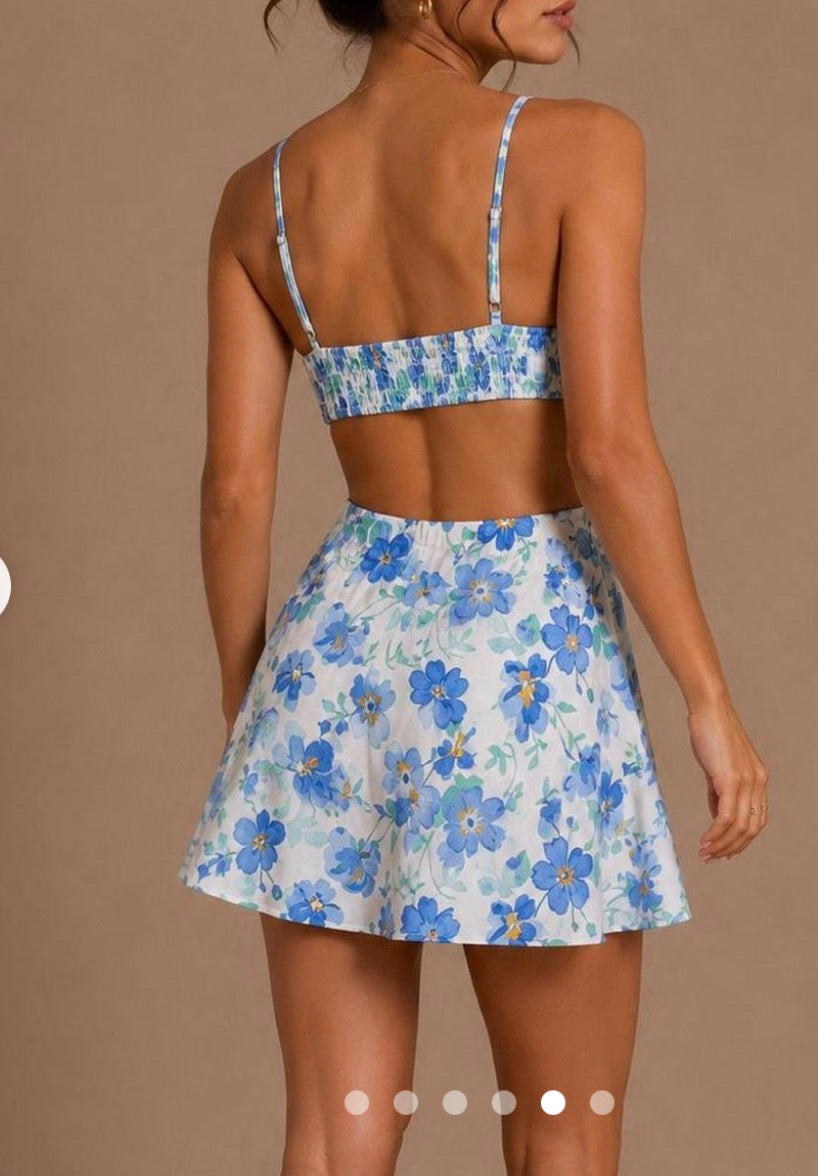 Princess Polly Floral Tie Front Cut Out Mini Dress - size 4