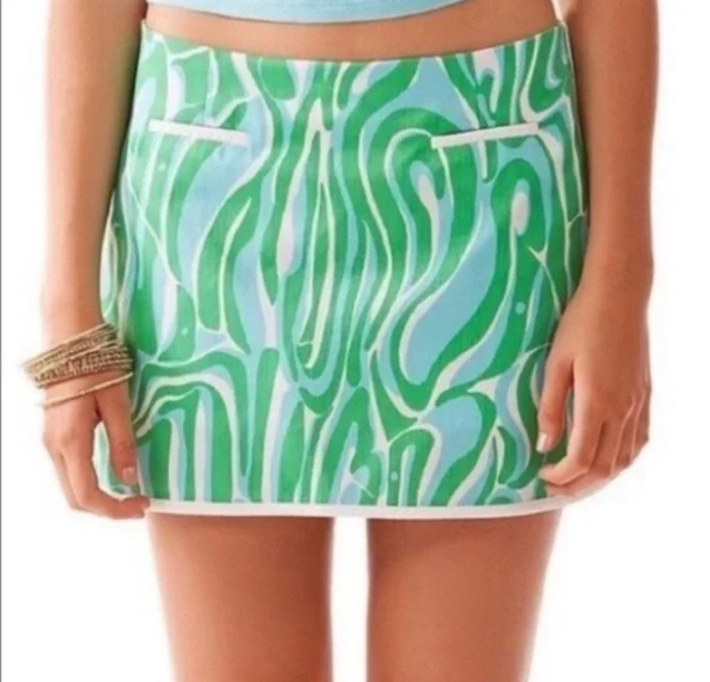 Lilly Pulitzer Chipper Skort -size 6