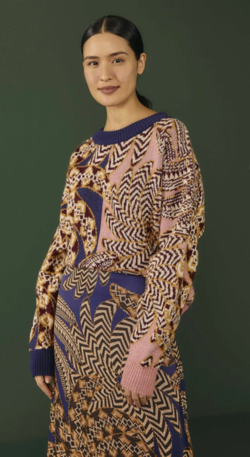 Farm Rio Yawanawa Vanahu Sweater - size medium (Kim Chappell)