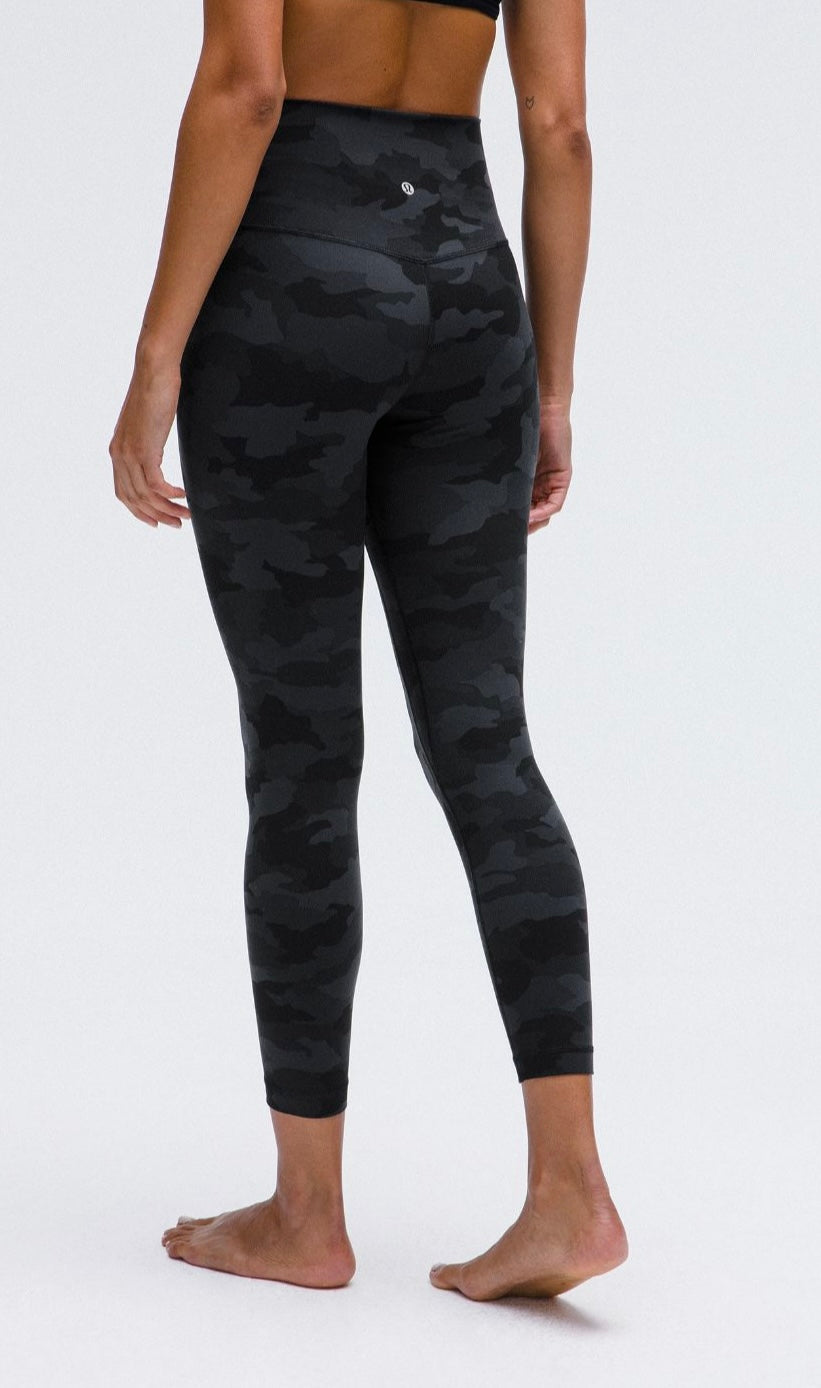 LULULEMON ALIGN LEGGINGS (size 4)