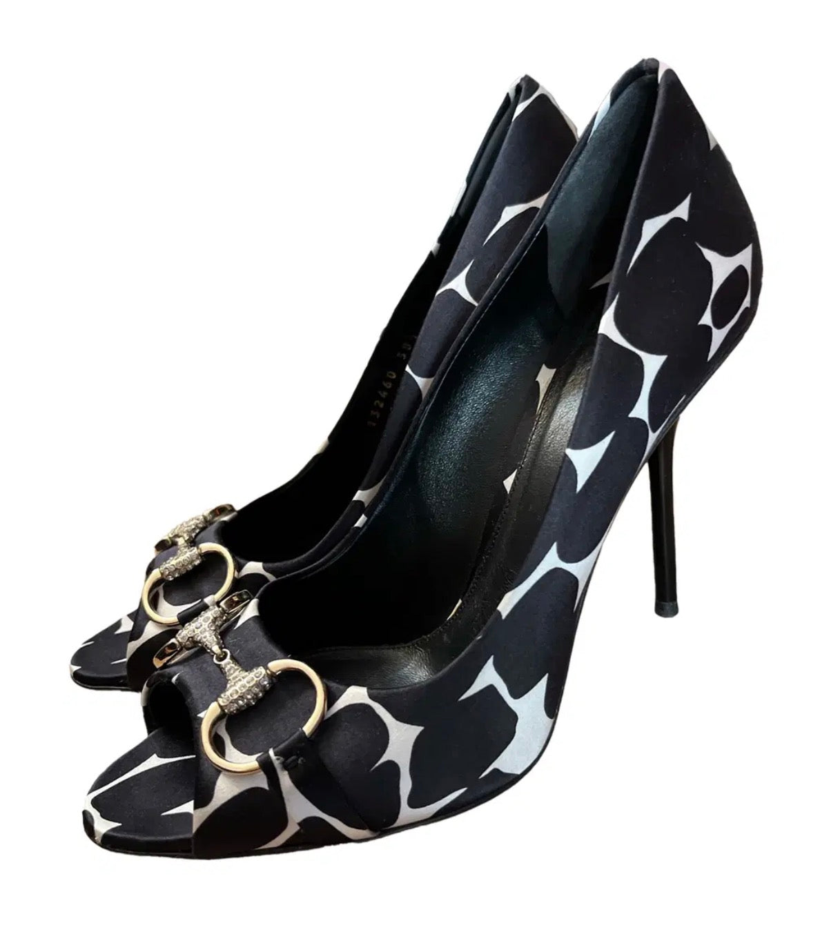 Gucci Horse bit Satin Pumps - size 10B