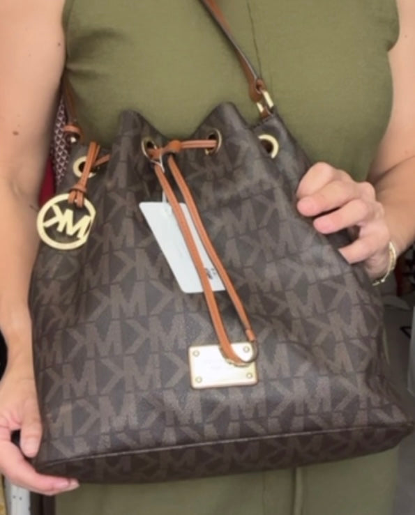 Michael Kors Bucket Bag