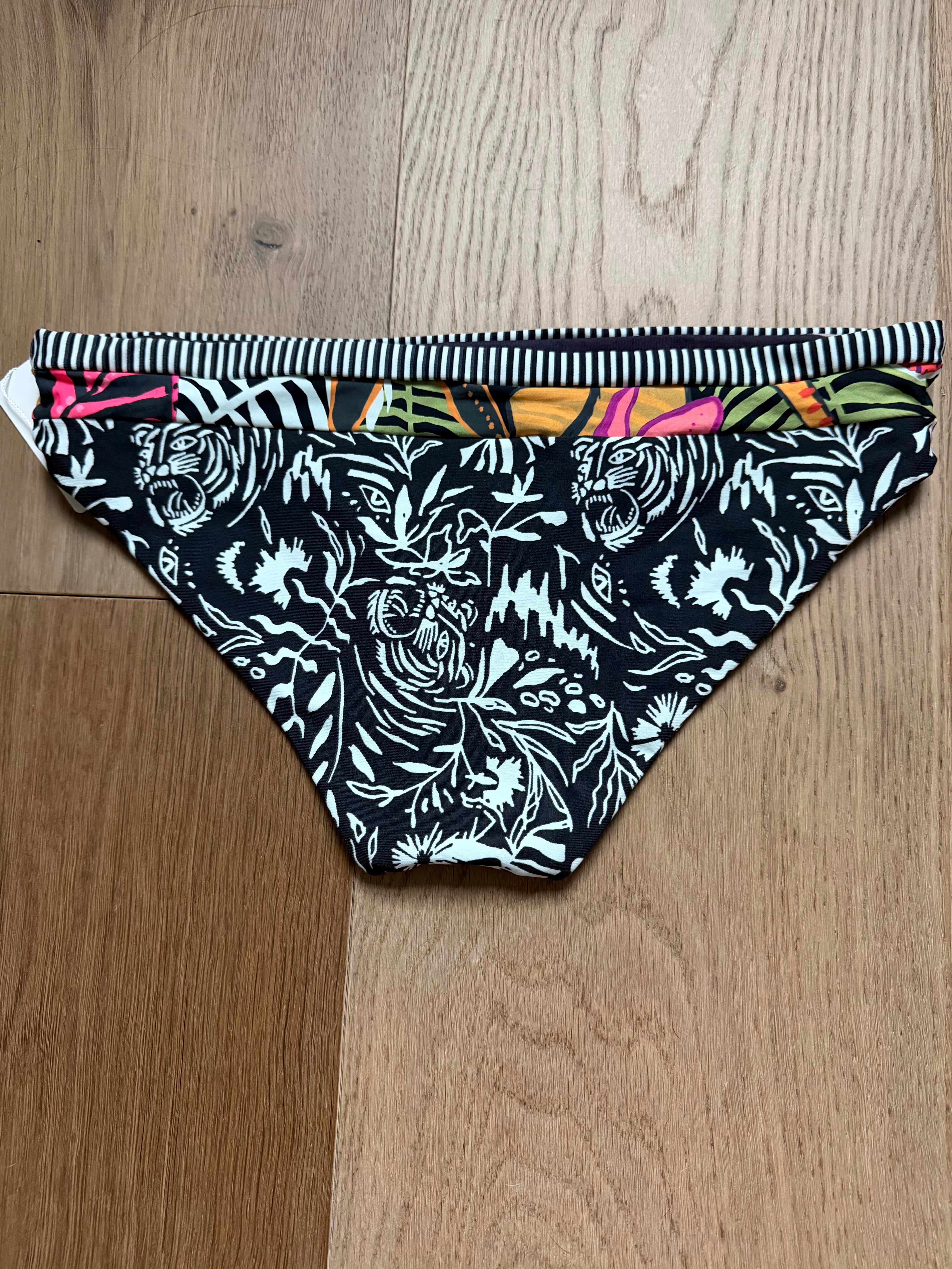 Maaji Bottoms - size small