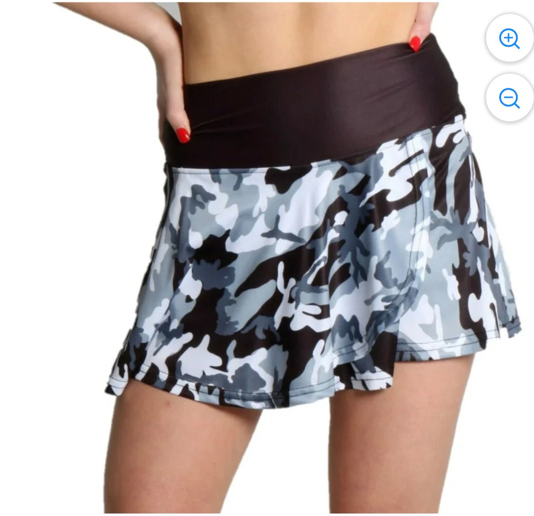 FAYE + FLORIE TENNIS SKIRT (small) black/white camo