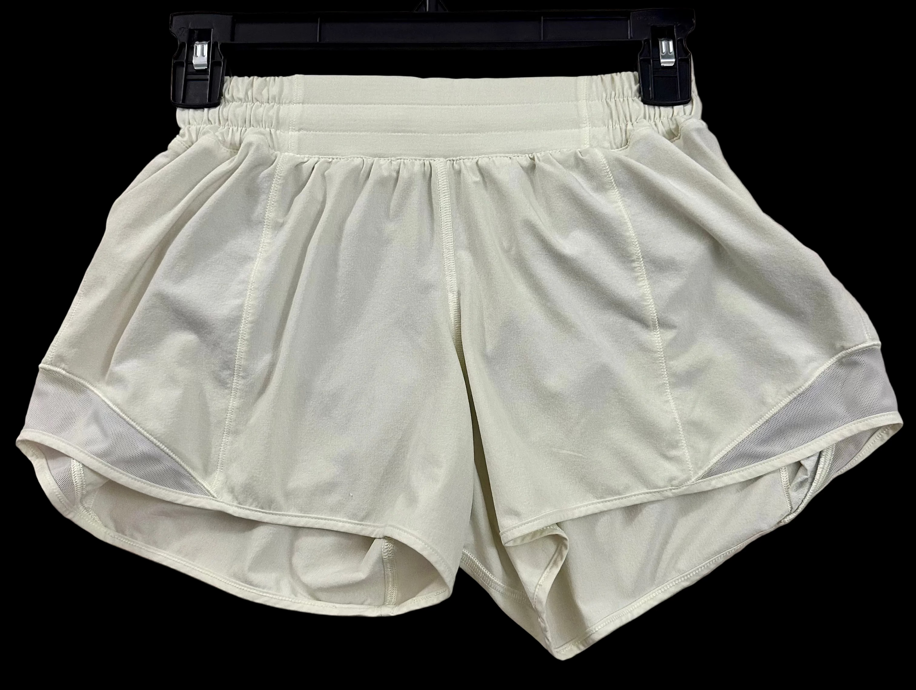 Lululemon Hotty Hot Shorts- size 4