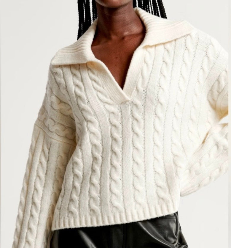 Abercrombie & Fitch Cable Knit Sweater- size medium (Kim Chappell)