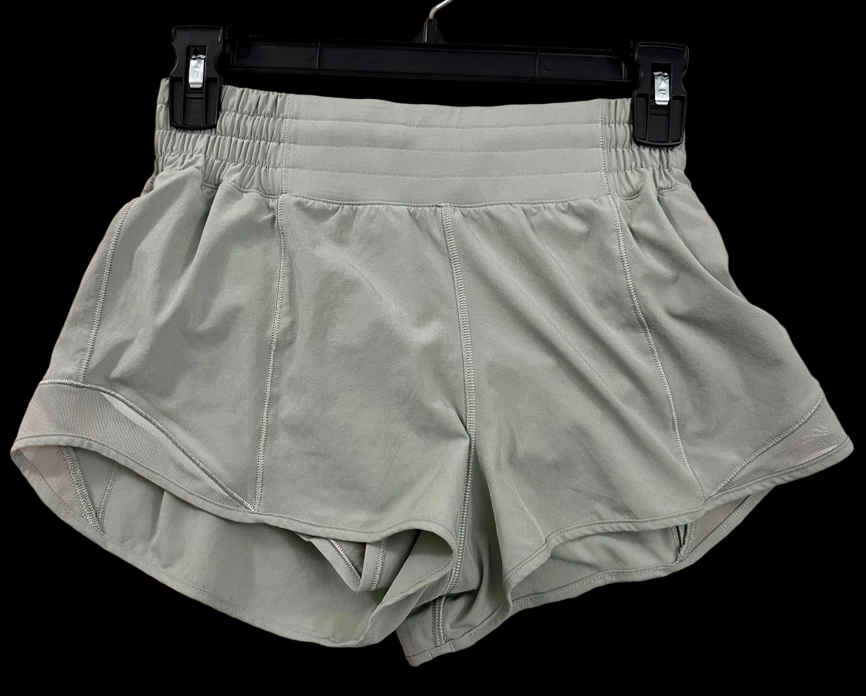 Lululemon Hotty Hot Shorts- size 4