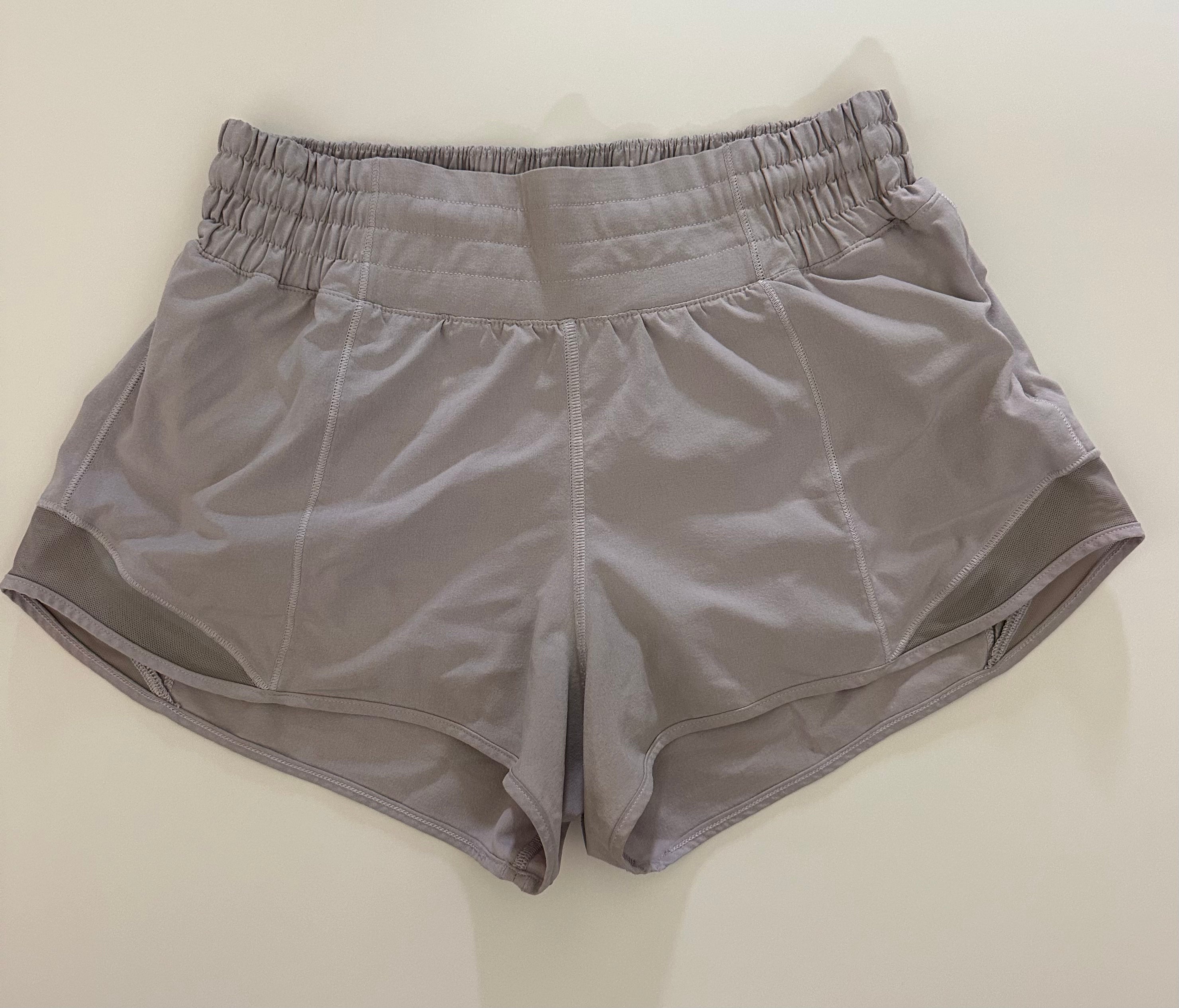 LULULEMON HOTTY HOT SHORTS (4) - light purple