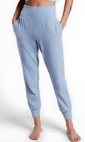 Athleta Salutation Jogger - size large