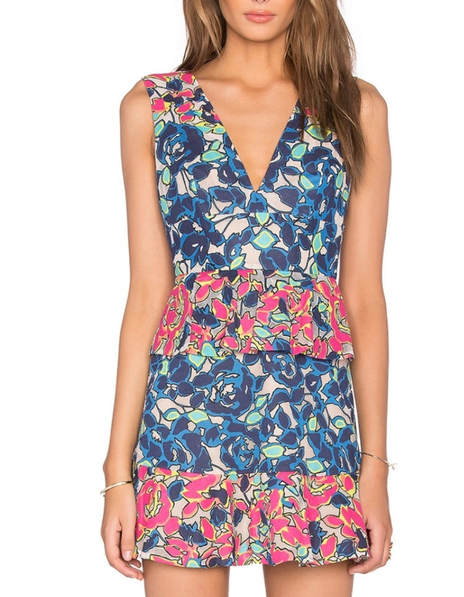 BCBG MaxAzaria Caron Double V Dress - size 8 (but fits like a 6)
