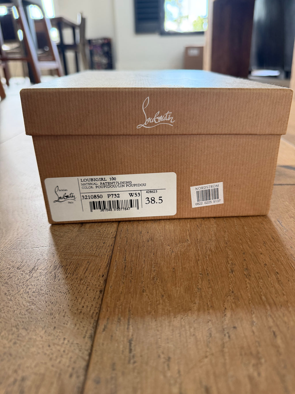 Christian Louboutin Loubigirl 100 Patent Pumps (pink) - size 38.5 (US 8-8.5) 4" heel NEVER WORN!
