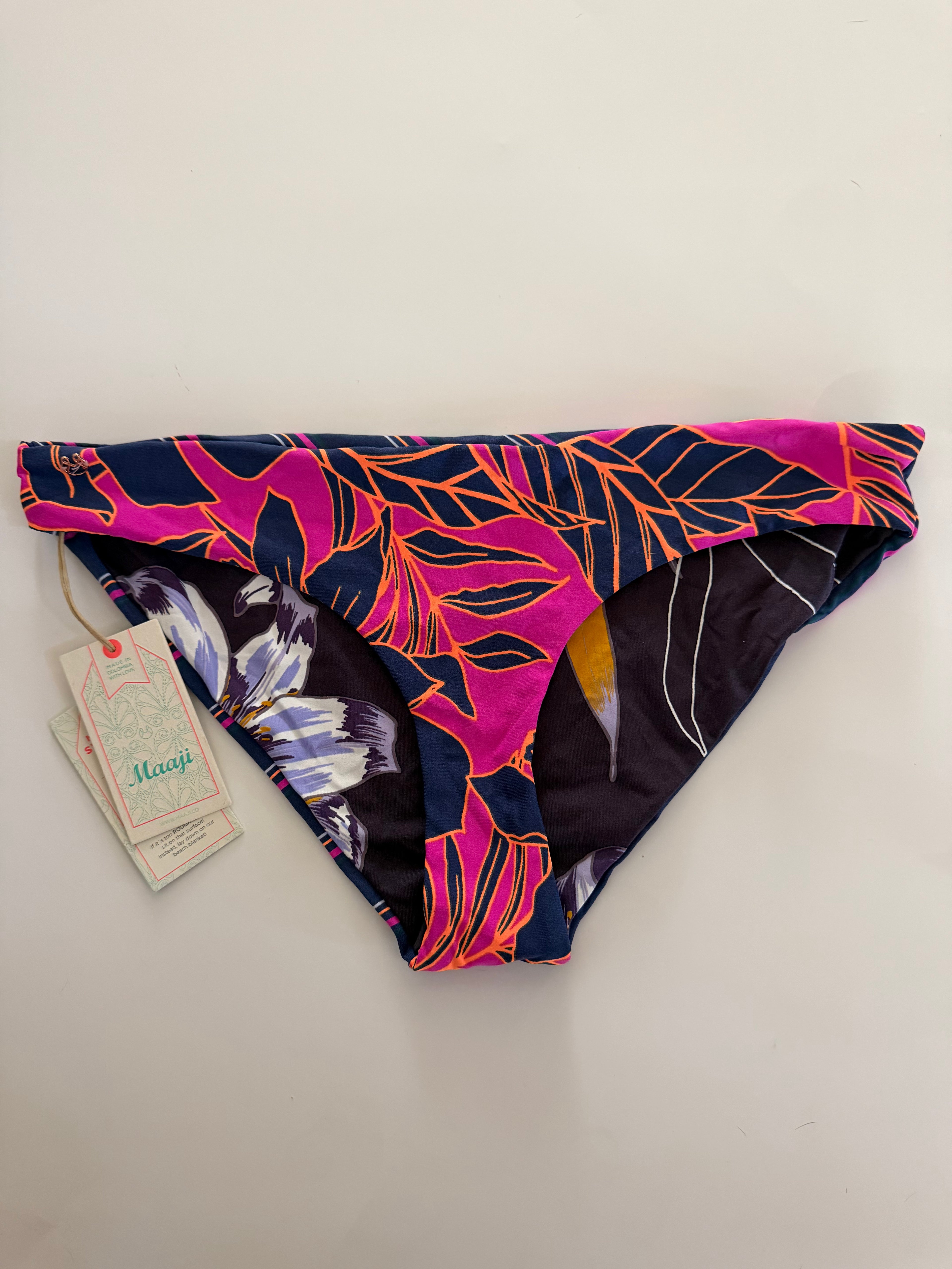 Maaji Reversible Swim Bottoms NWT - size XL