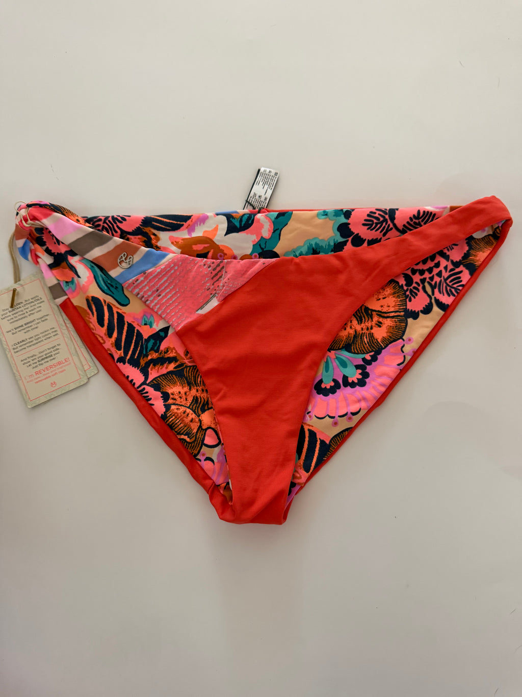 Maaji Reversible Swim Bottoms NWT - size large