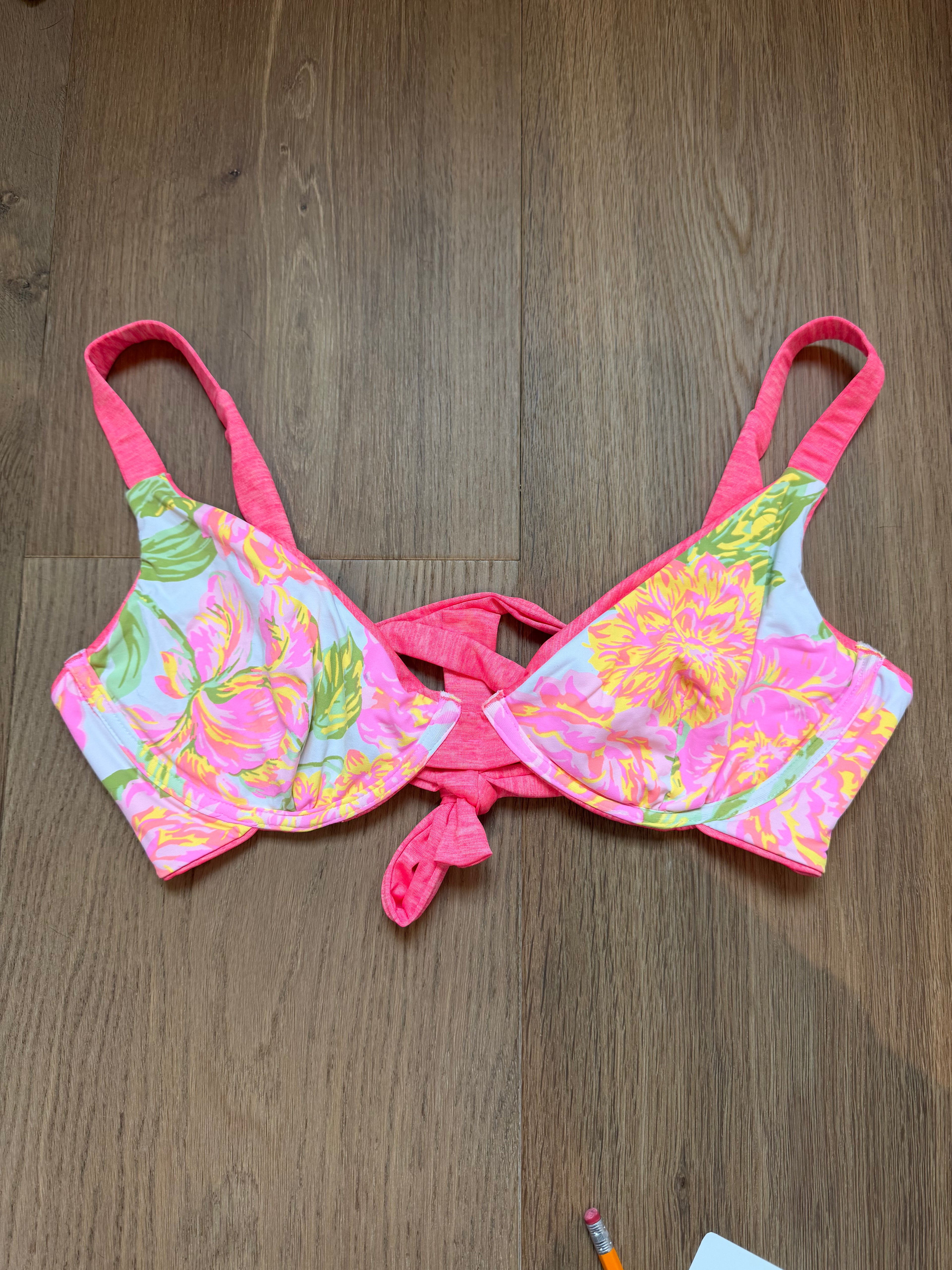 Maaji Underwire Top - size small/medium