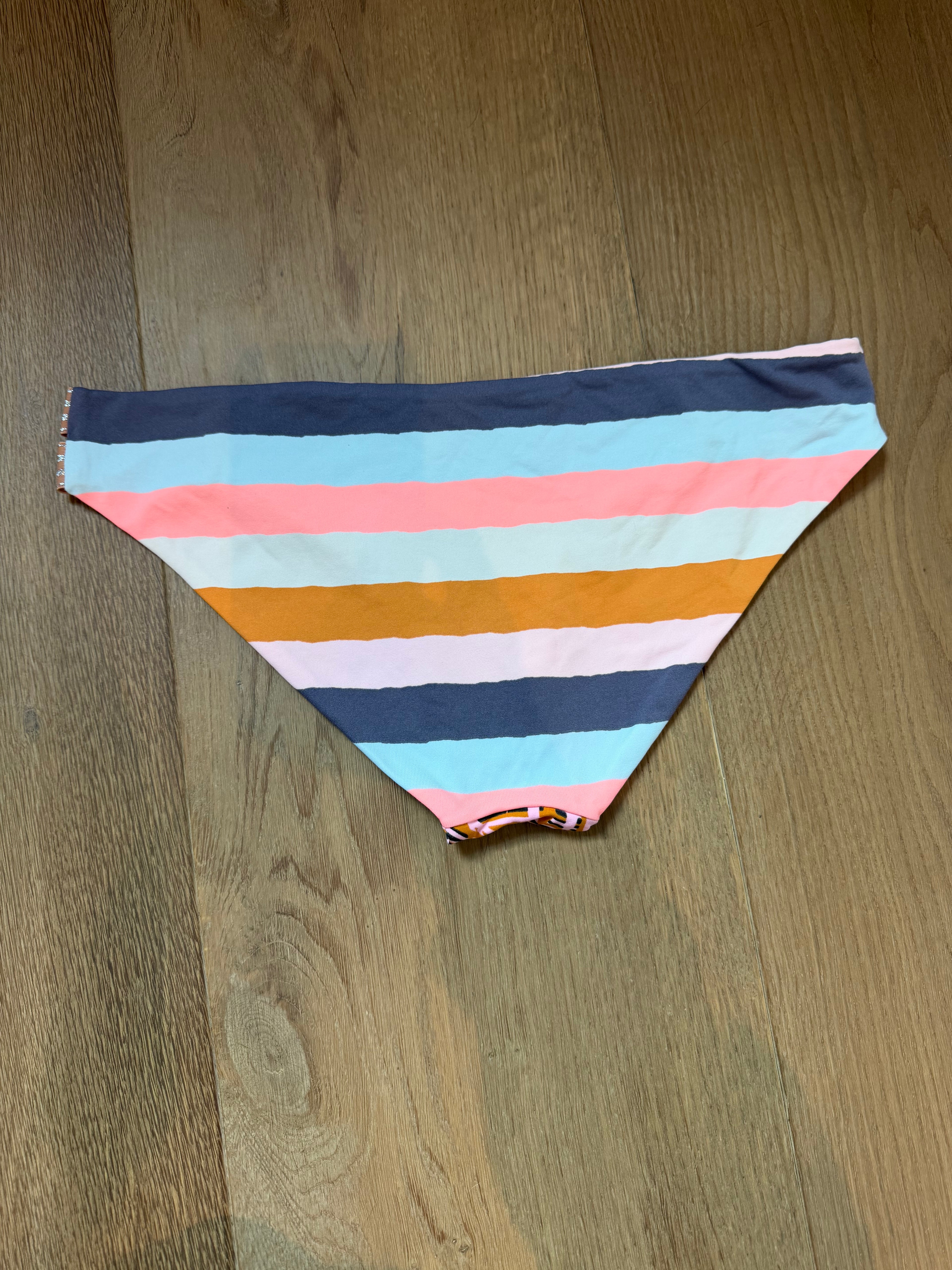 Maaji Shimmer Bottoms - size S/M