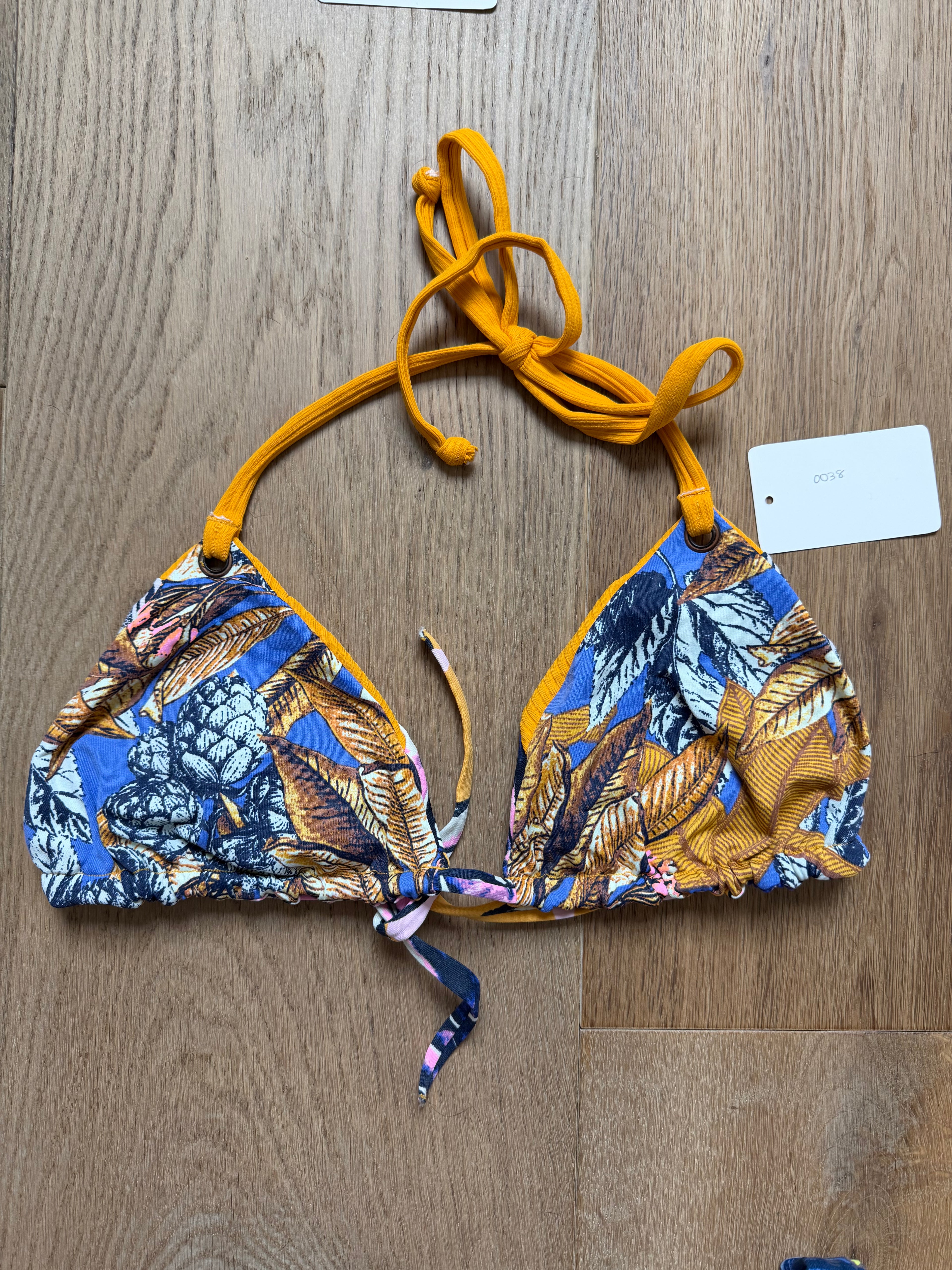 Maaji Triangle Top - size small