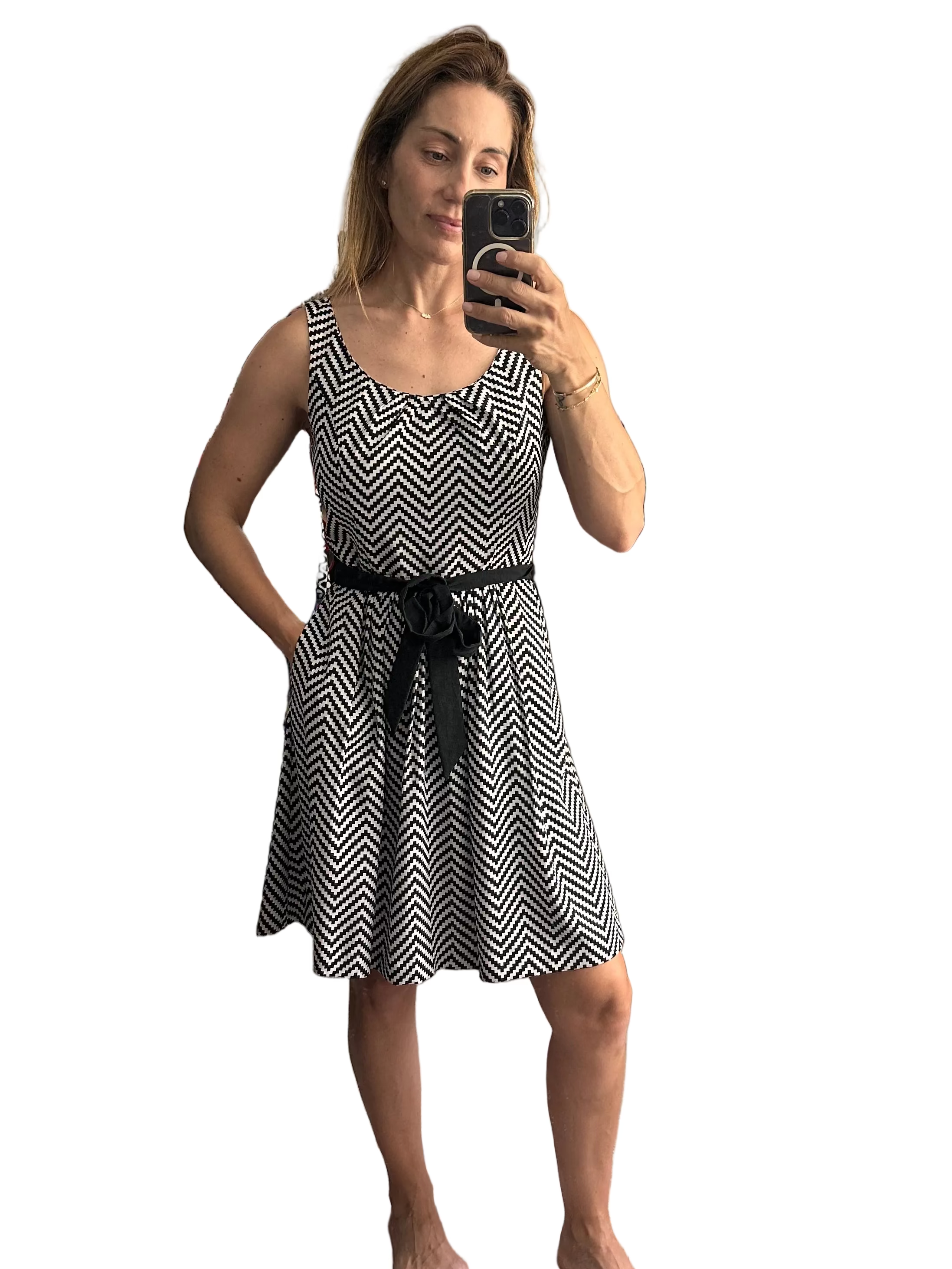 WHBM Sleeveless Chevron Dress- size 6