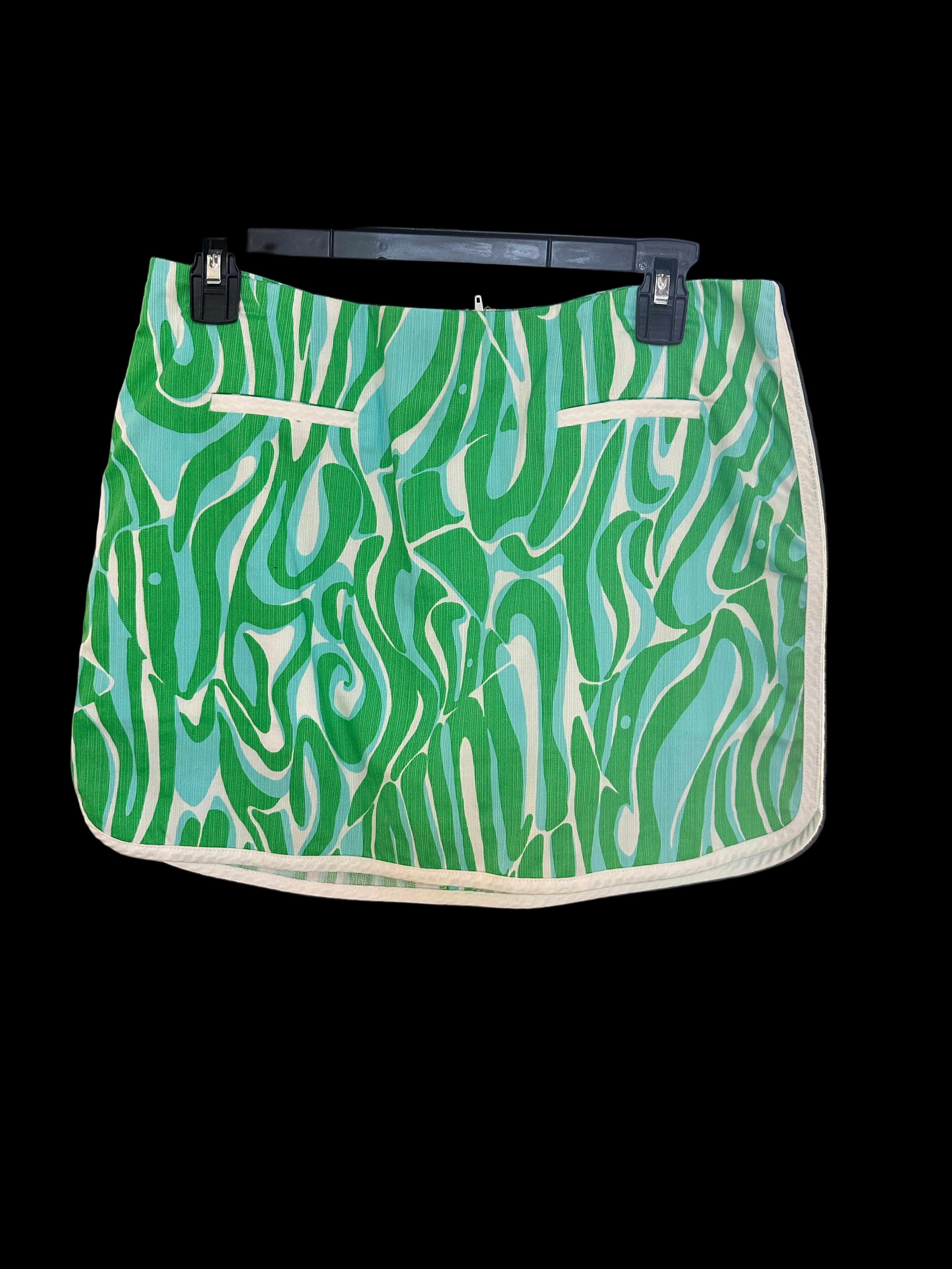 Lilly Pulitzer Chipper Skort -size 6